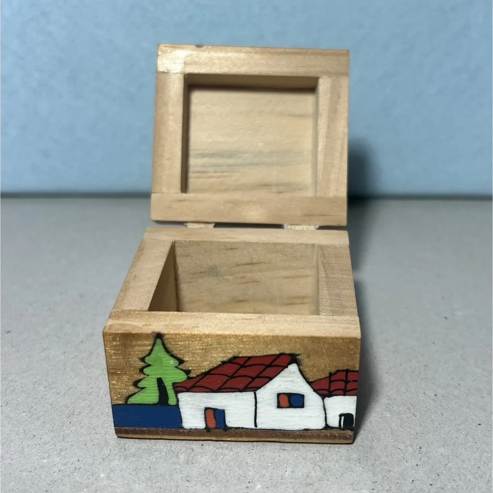 Vintage Nesting La Palma El Salvador Handmade & Painted Wooden boxes